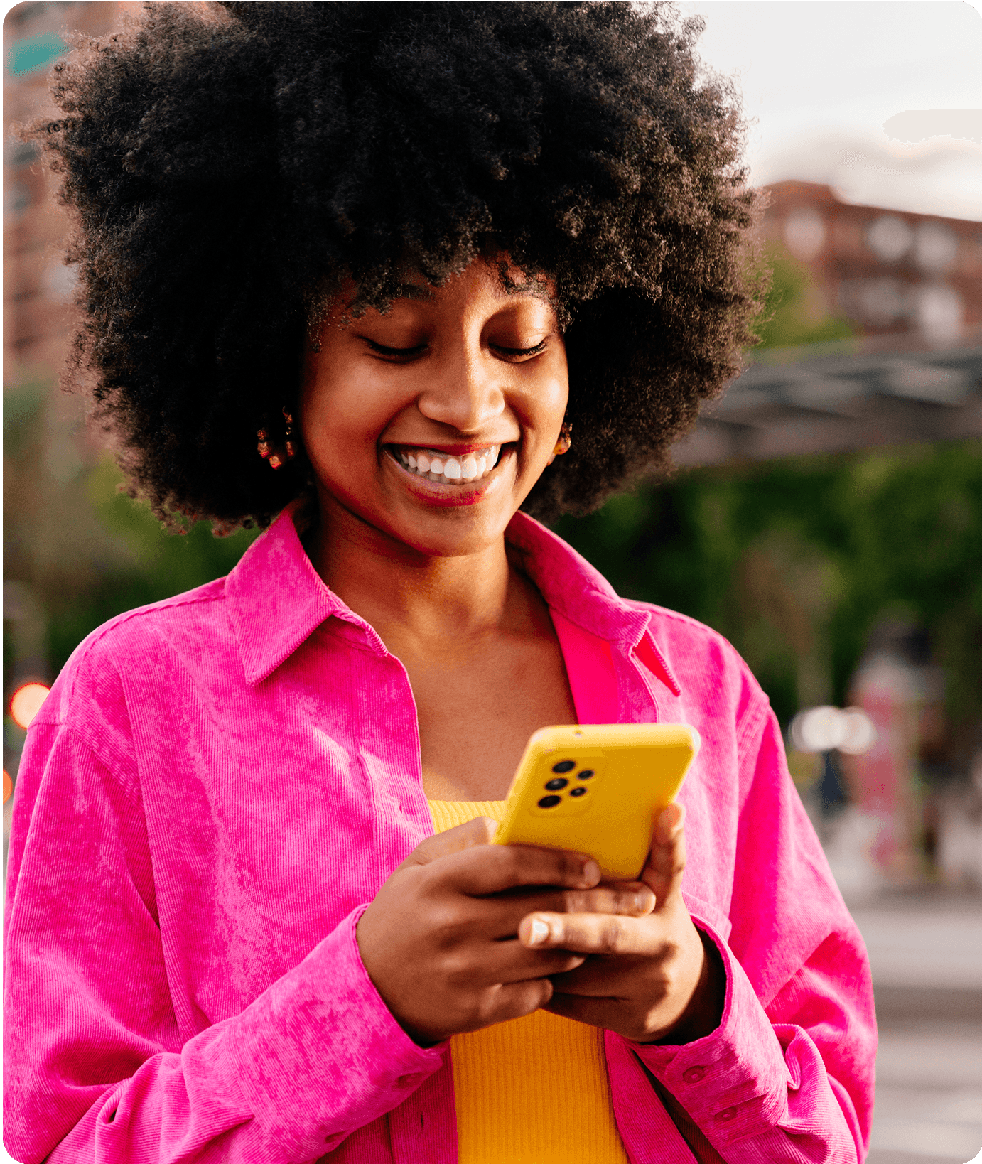 Creator sharing her Hookik storefront link from her phone
